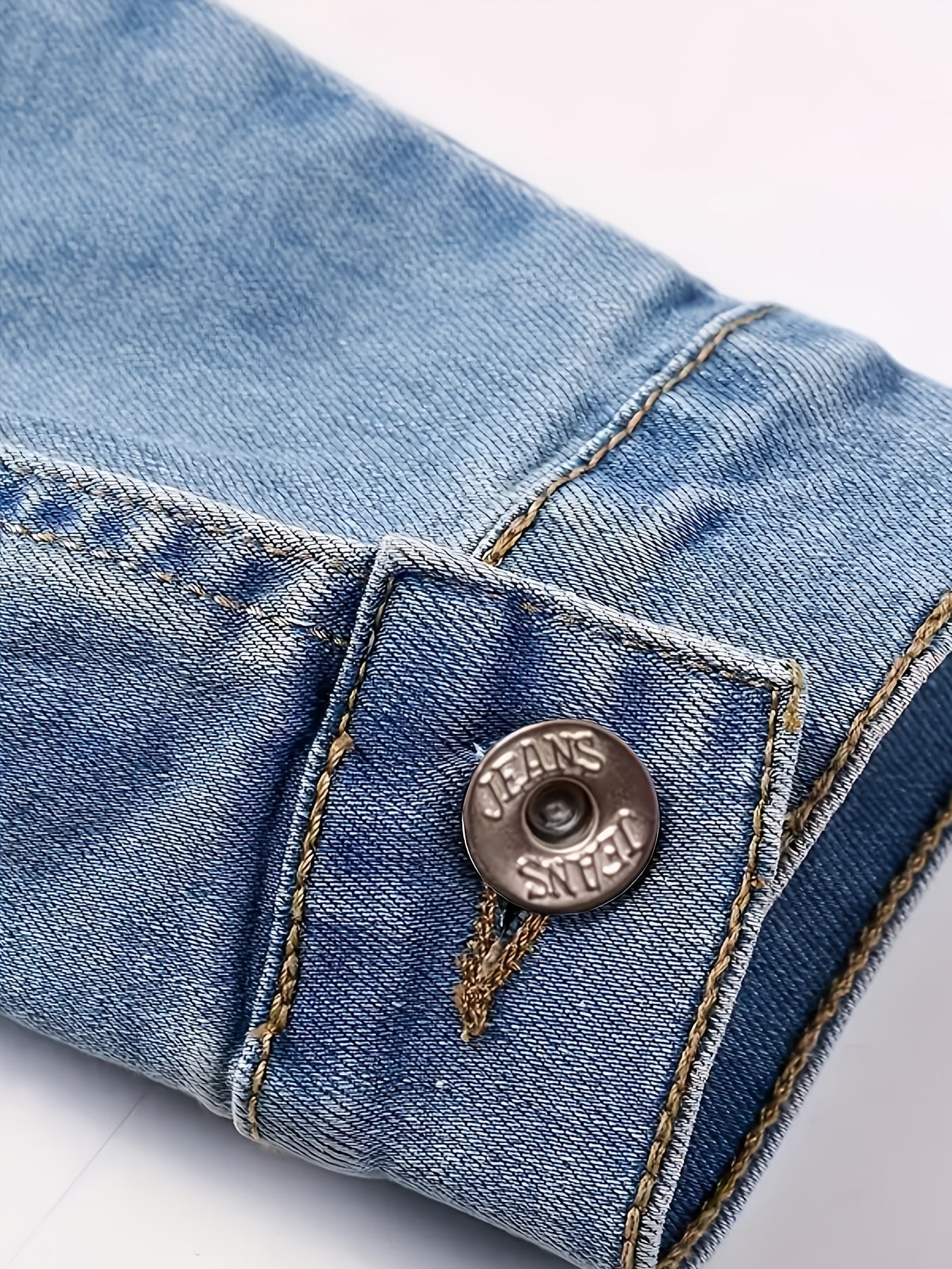 Liv™ | Tidløs Denim Jakke