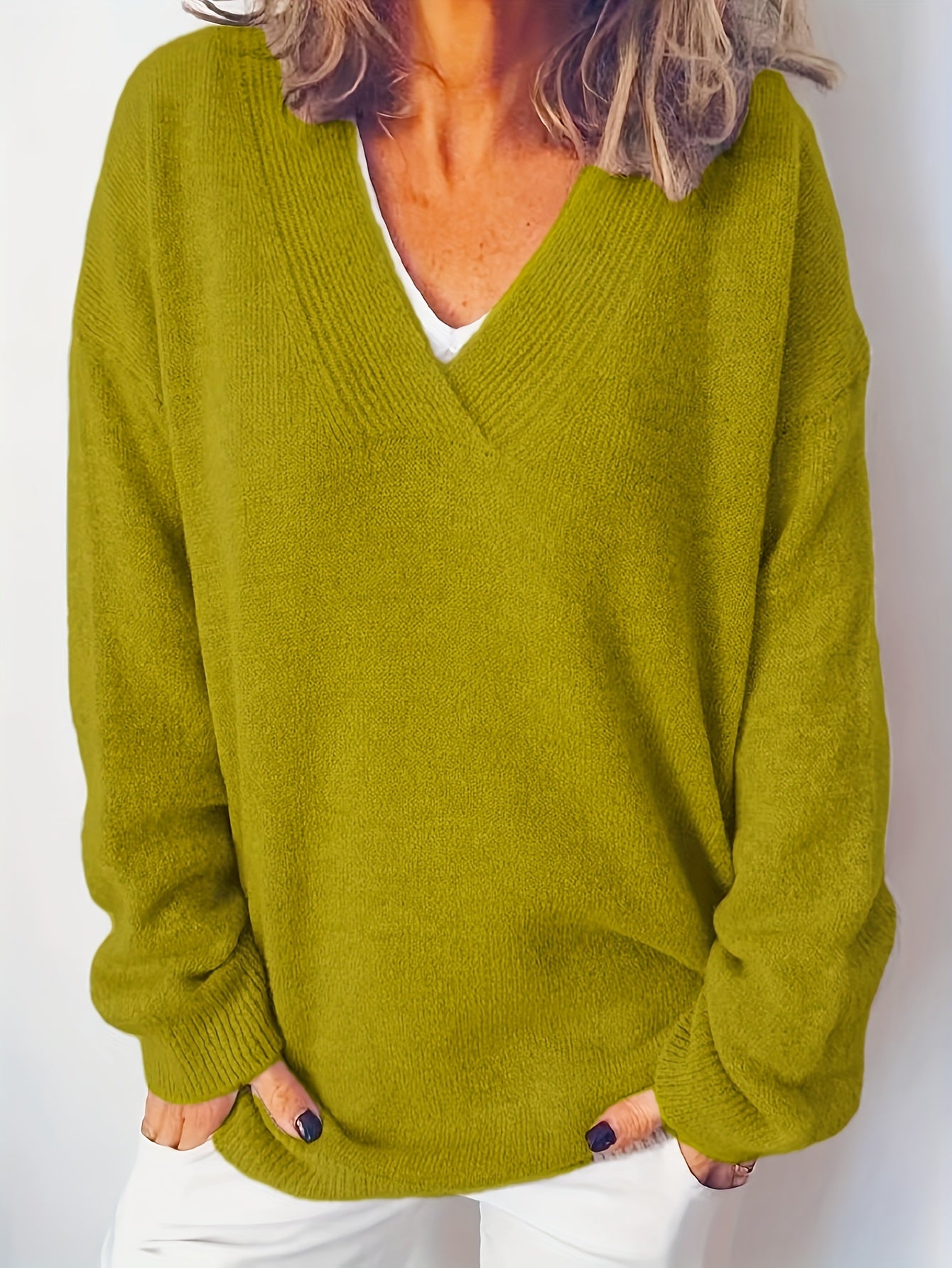 Liv™ | Blød og Tidløs V-Hals Sweater