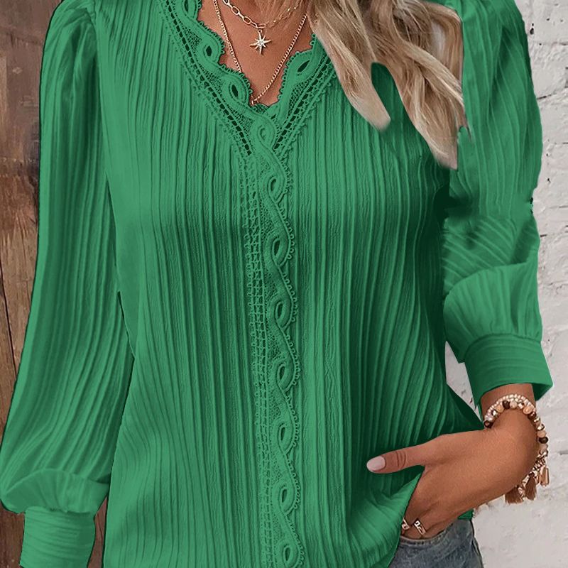 Liv™ | Bluse Med Blondedetaljer i Chiffon