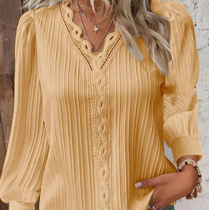 Liv™ | Bluse Med Blondedetaljer i Chiffon