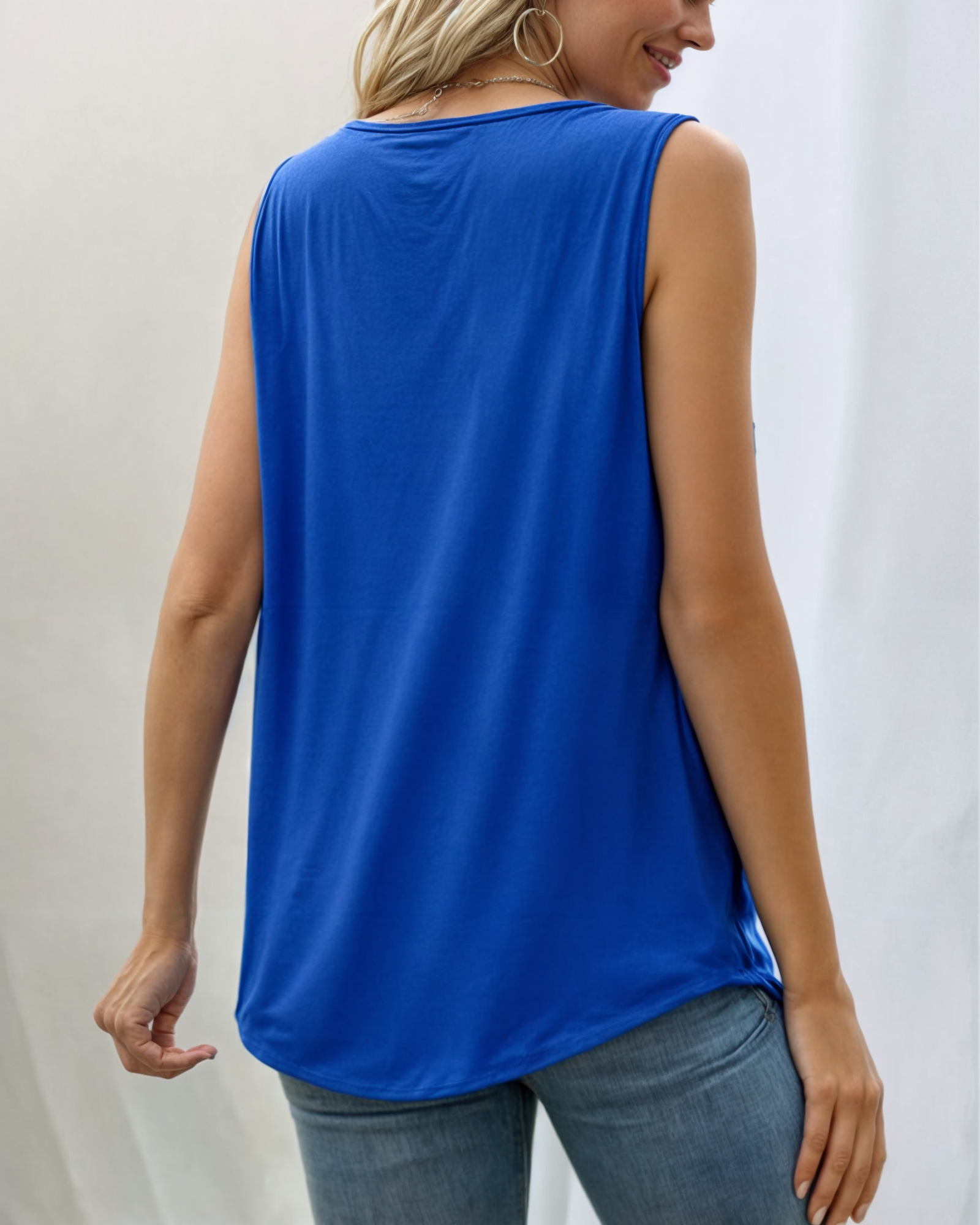 Liv™ | Ærmeløs tanktop med firkantet udskæring